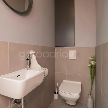 Apartment Luxury Designed Apt Osejava - Free Beach Parking & Garage