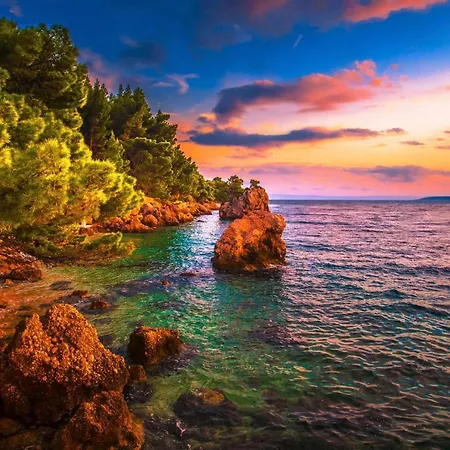 Luxury Designed Apt Osejava - Free Beach Parking & Garage Makarska